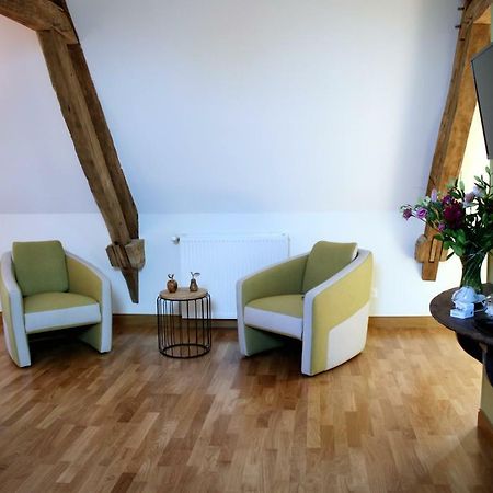 Safraniere De La Venelle Du Moulin Bed & Breakfast Jort Екстериор снимка