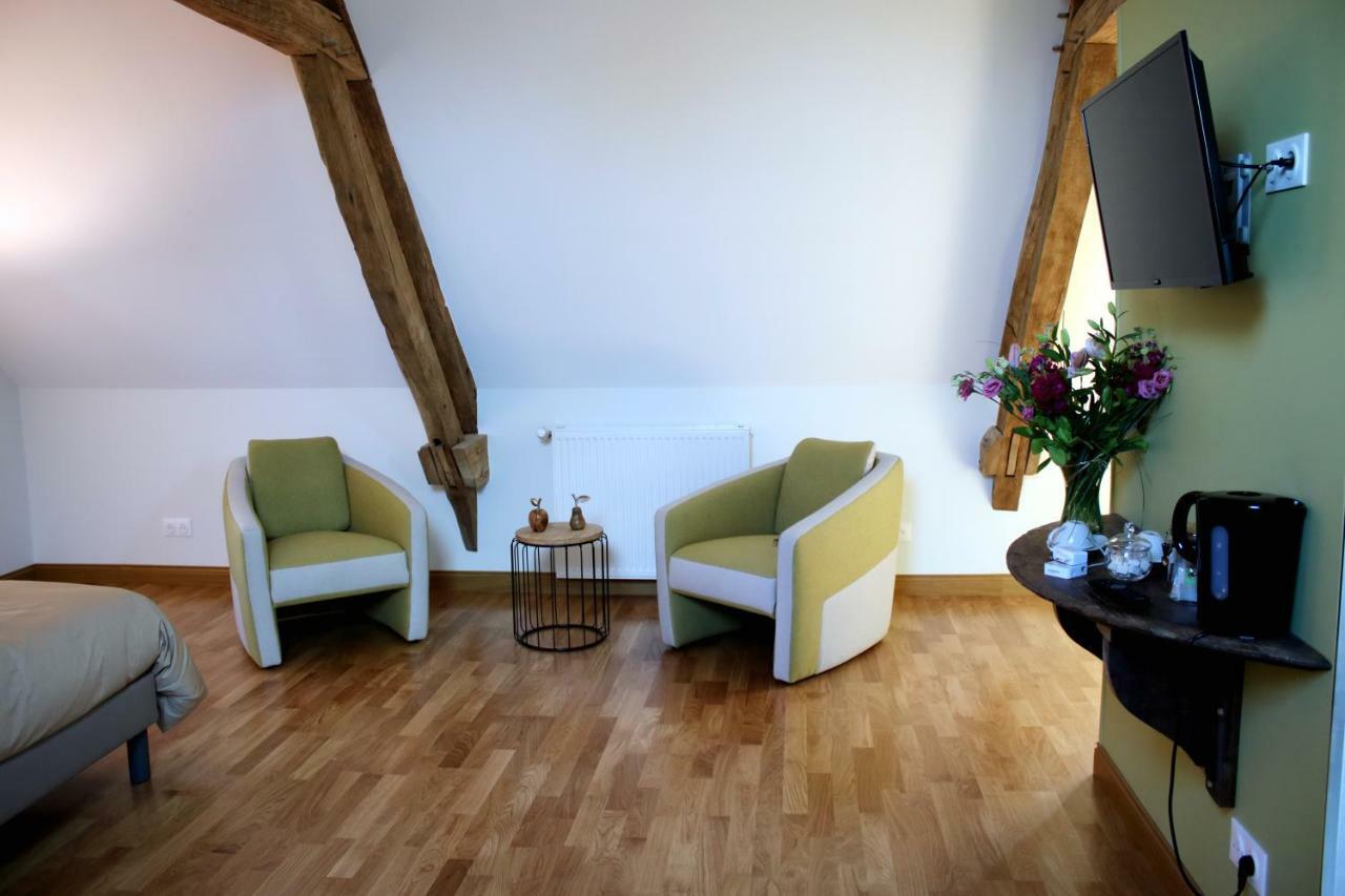 Safraniere De La Venelle Du Moulin Bed & Breakfast Jort Екстериор снимка