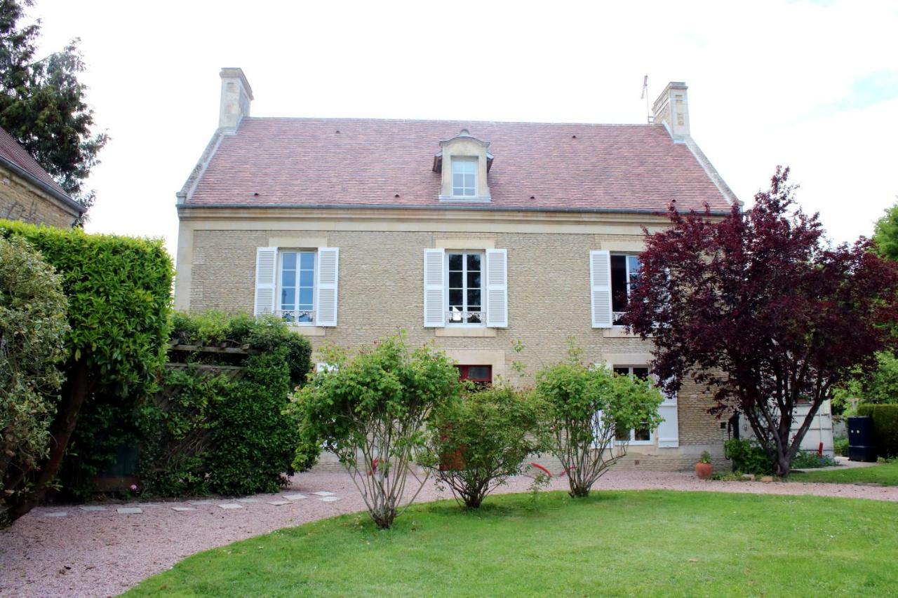 Safraniere De La Venelle Du Moulin Bed & Breakfast Jort Екстериор снимка
